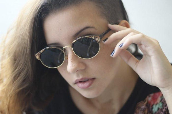 Óculos De Sol - THE CLASSY | Óculos De Sol Deadstock Vintage Pequeno E Armação Retrô