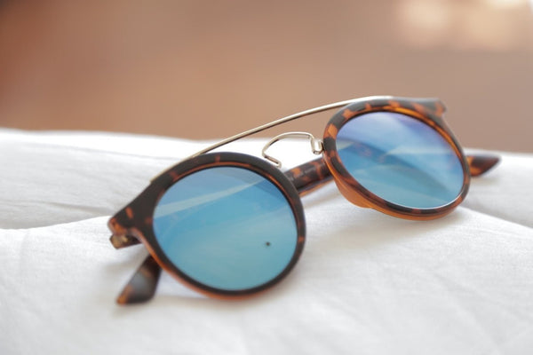 Óculos De Sol - THE JACKS REVO | Óculos De Sol Espelhado Retrô Dapper Semi-Aviador Horned Rimmed Barra Superior