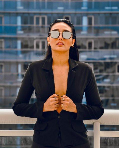 Óculos De Sol - THE SHARP REVO | Óculos De Sol Da Moda Espelhado Com Lentes Parcialmente Vazadas